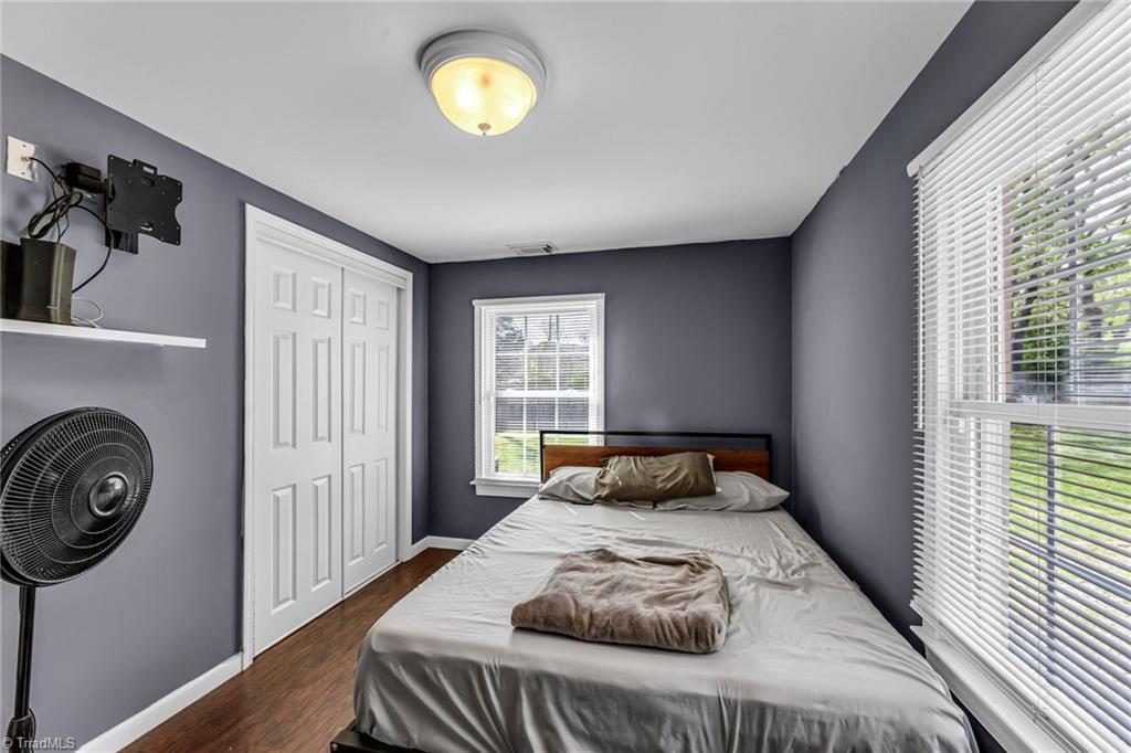 3419 High Point Road Winston-Salem, NC 27107 - Photo 11 of 25 Bedroom 2