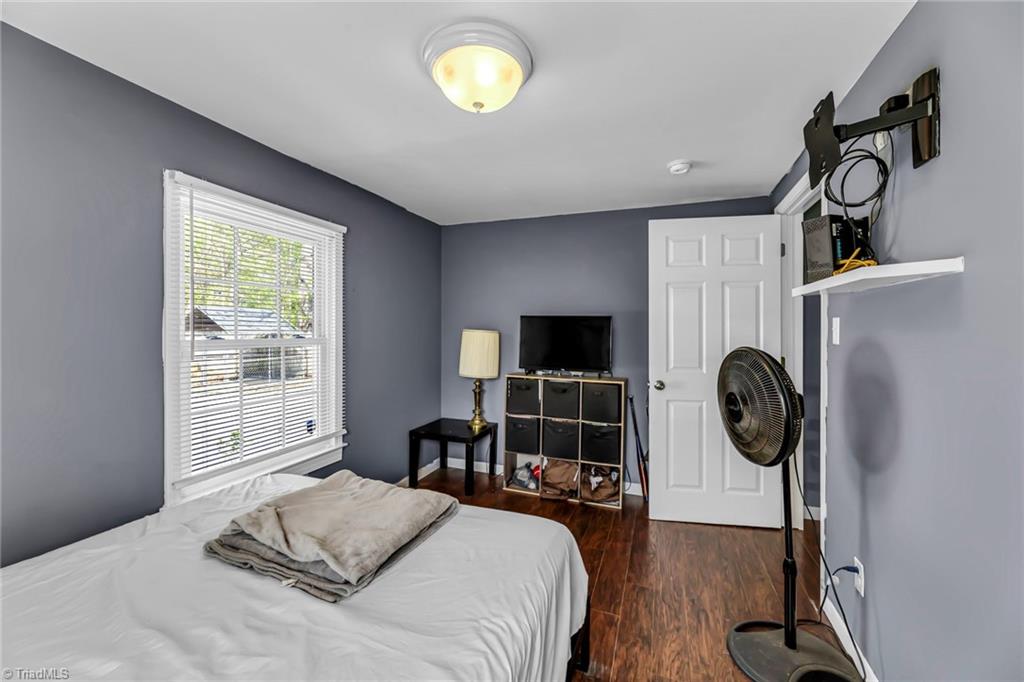 3419 High Point Road Winston-Salem, NC 27107 - Photo 12 of 25 Bedroom 2