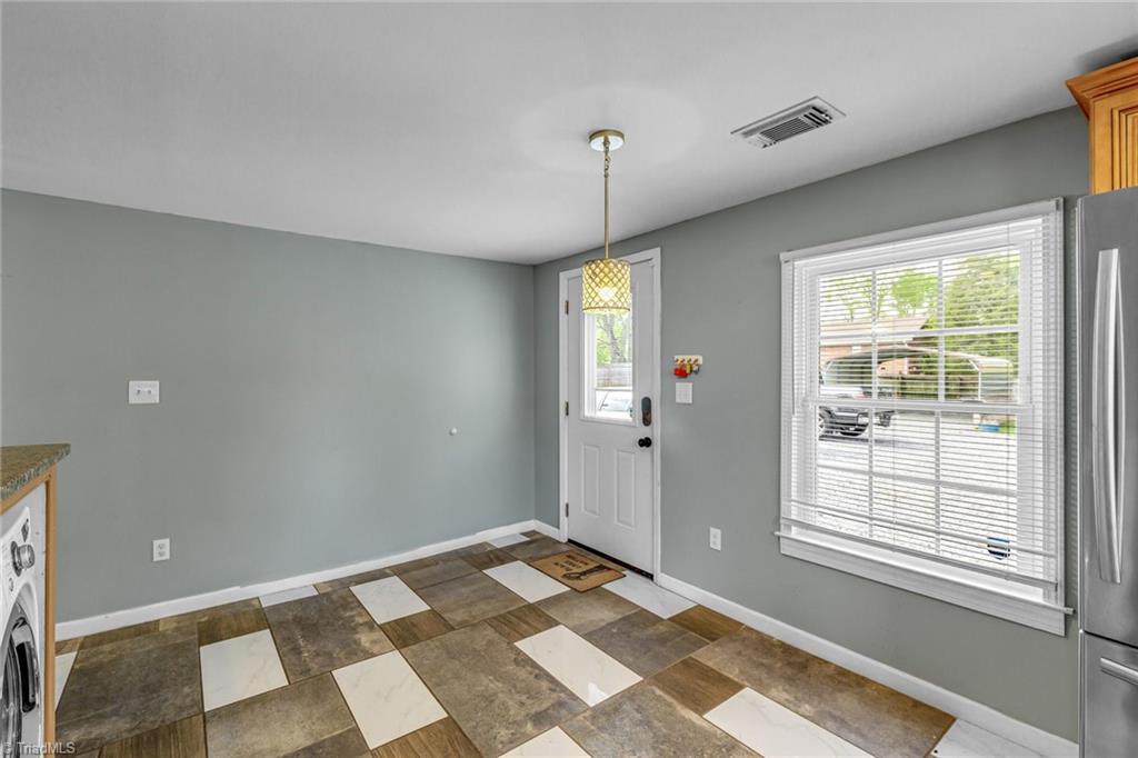 3419 High Point Road Winston-Salem, NC 27107 - Photo 16 of 25 Gallery Image 16