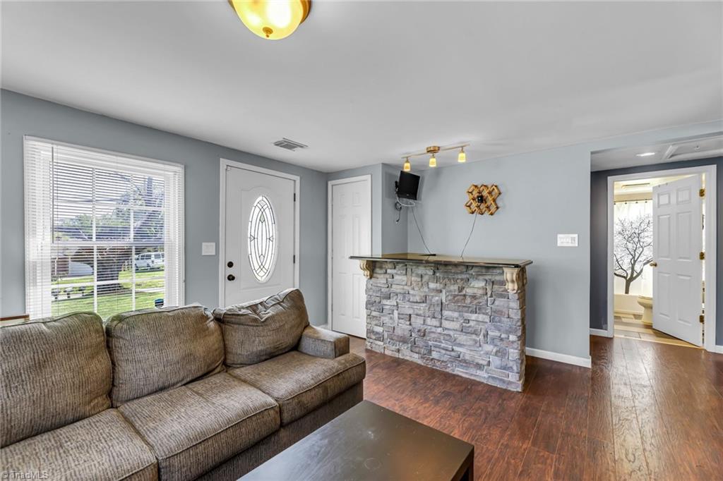 3419 High Point Road Winston-Salem, NC 27107 - Photo 7 of 25 Gallery Image 7