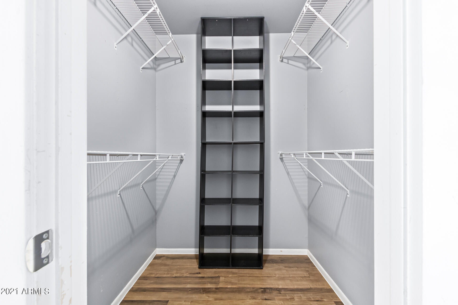 1025 West Berridge Lane Phoenix, AZ 85013 - Photo 19 of 30 Master Closet