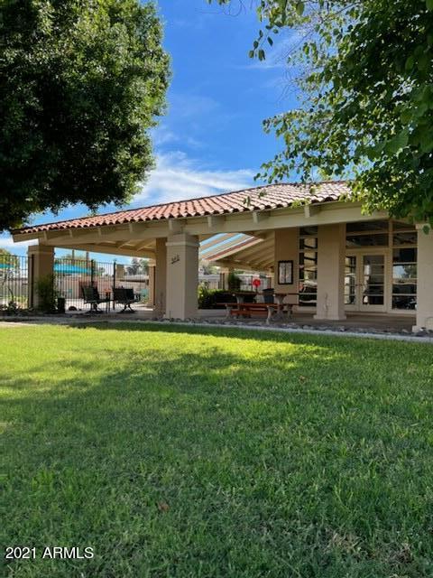 1025 West Berridge Lane Phoenix, AZ 85013 - Photo 27 of 30 Community Clubhouse