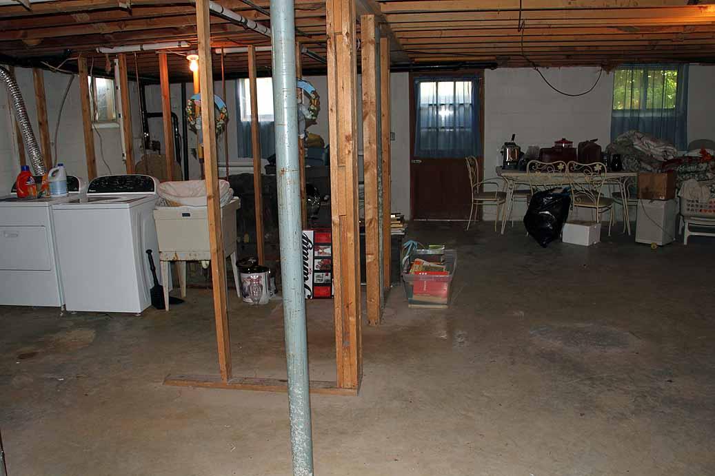 1707 Grandview Road Bedford, VA 24523 - Photo 20 of 28 Bedford_va_real_estate_032
