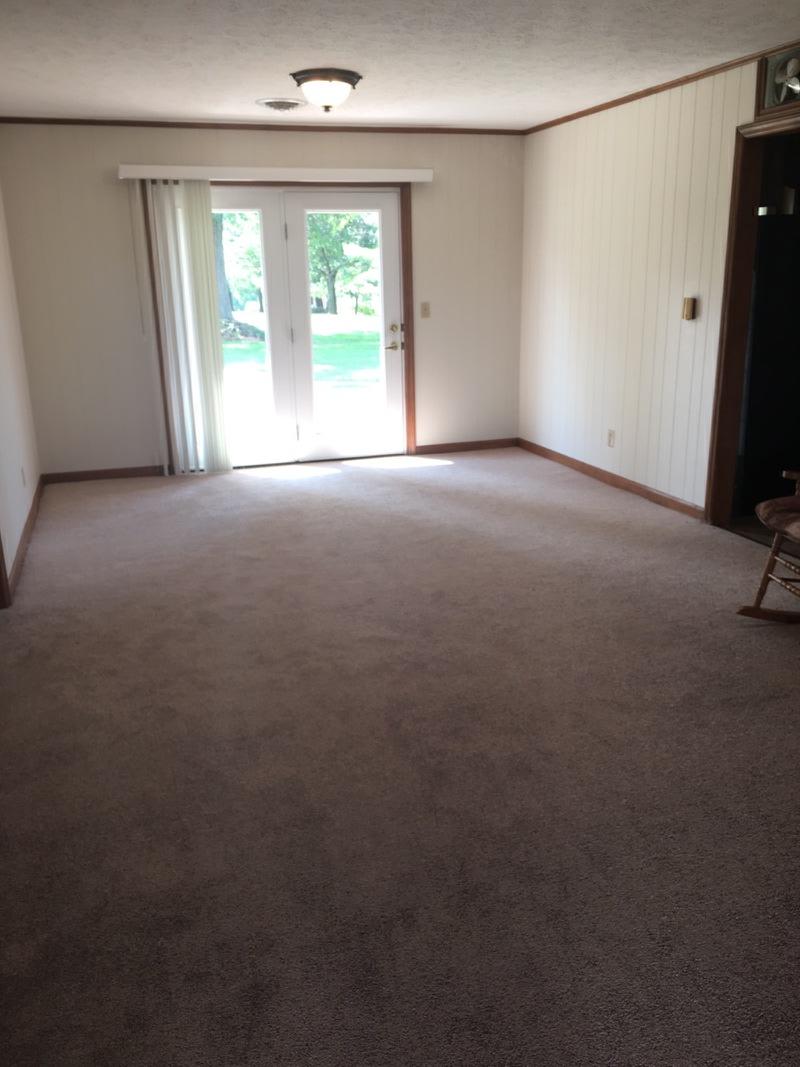 1707 Grandview Road Bedford, VA 24523 - Photo 3 of 28 IMG_4027
