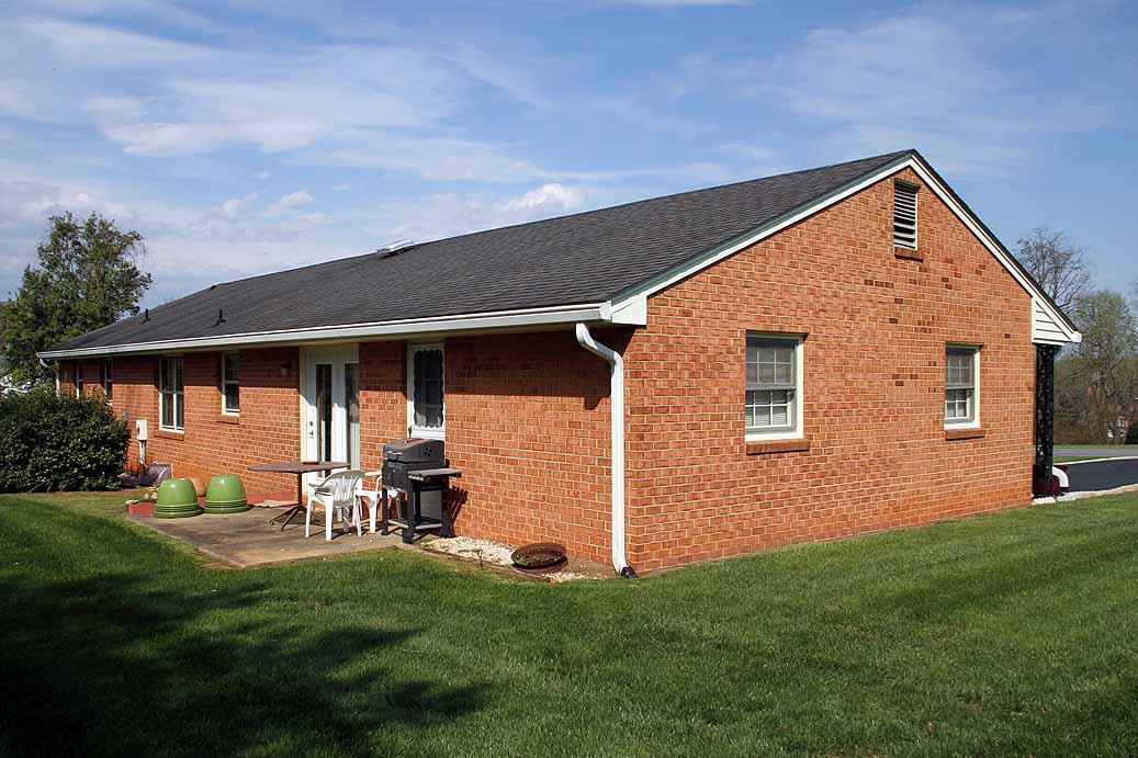 1707 Grandview Road Bedford, VA 24523 - Photo 27 of 28 Bedford_va_real_estate_009