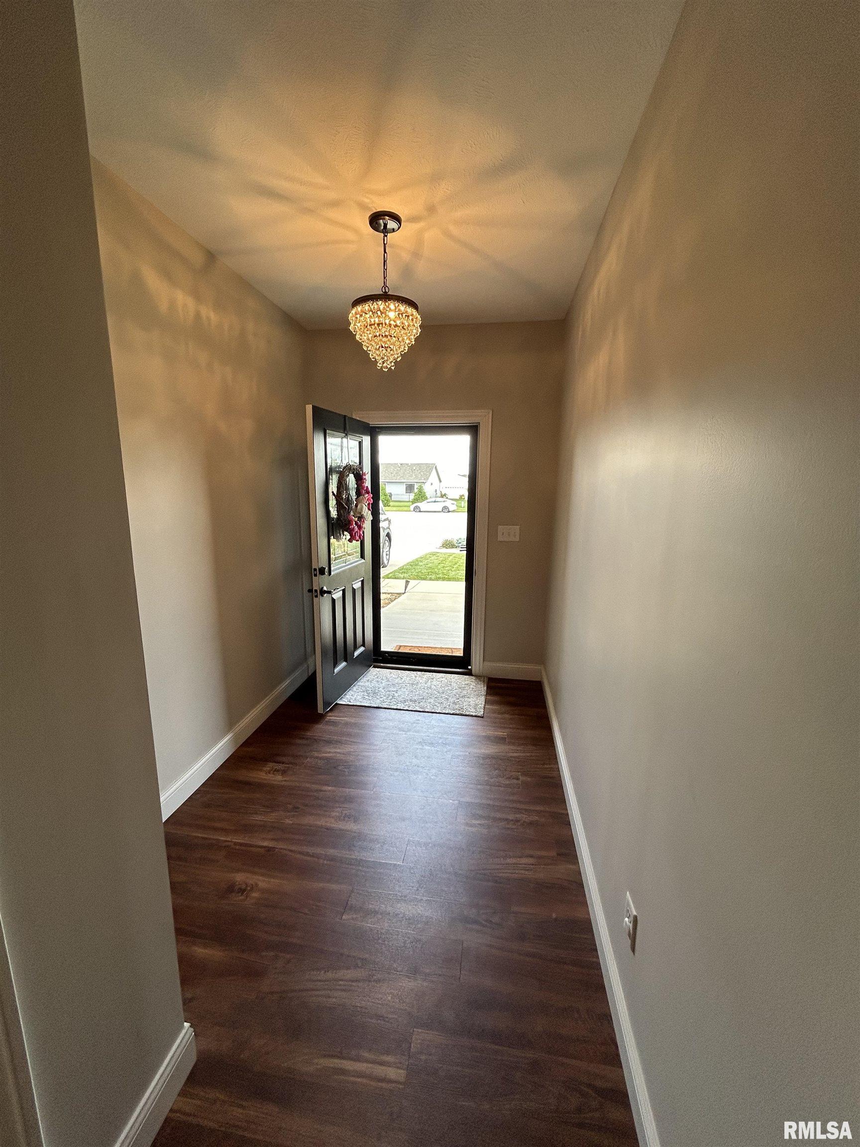 2108 Dubsdread Lane Springfield, IL 62711 - Photo 12 of 21