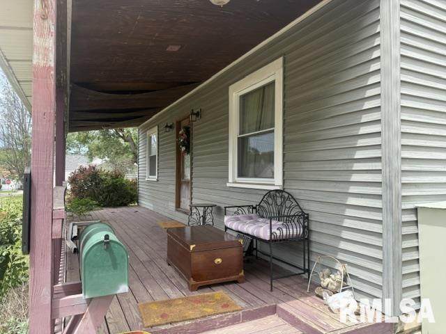 805 Spring Street Washington, IL 61571 - Photo 3 of 9