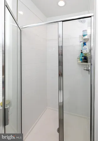 $3,200 | 3123 Beachview Lane, Philadelphia, PA 19125