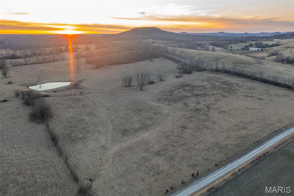 255 Gnade Road Elsberry, MO 63343 - Photo 12 of 22