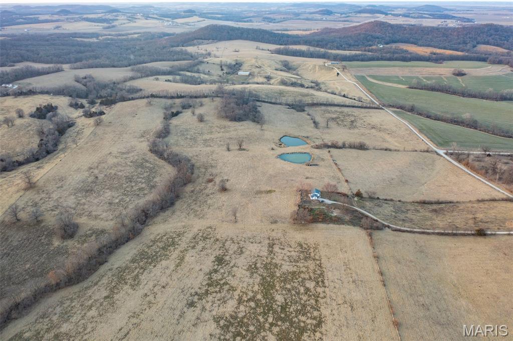 255 Gnade Road Elsberry, MO 63343 - Photo 14 of 22