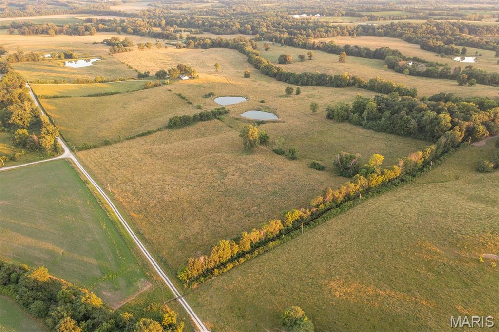 255 Gnade Road Elsberry, MO 63343 - Photo 20 of 22