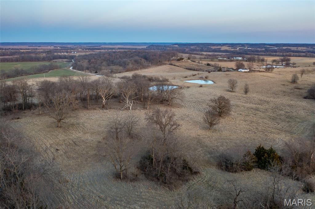 255 Gnade Road Elsberry, MO 63343 - Photo 5 of 22