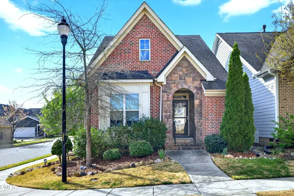 $560,000 | 2025 Great Ridge Parkway, Chapel Hill, NC 27516