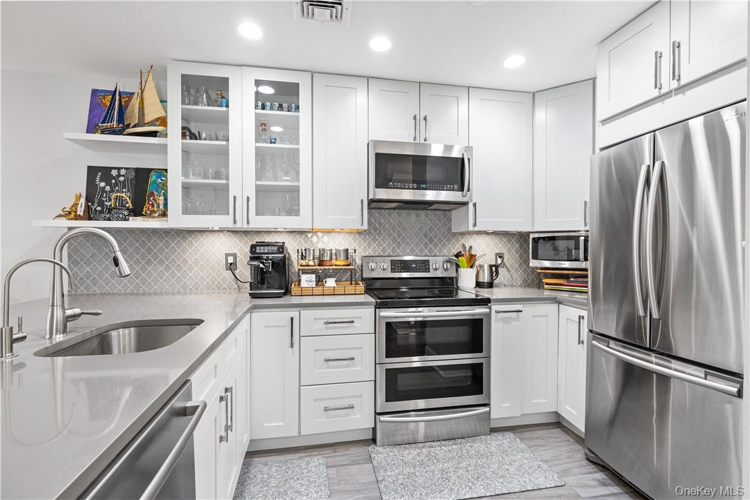 17 Top Of The Ridge, Unit A5 Mamaroneck, NY 10543 - Photo 7 of 20