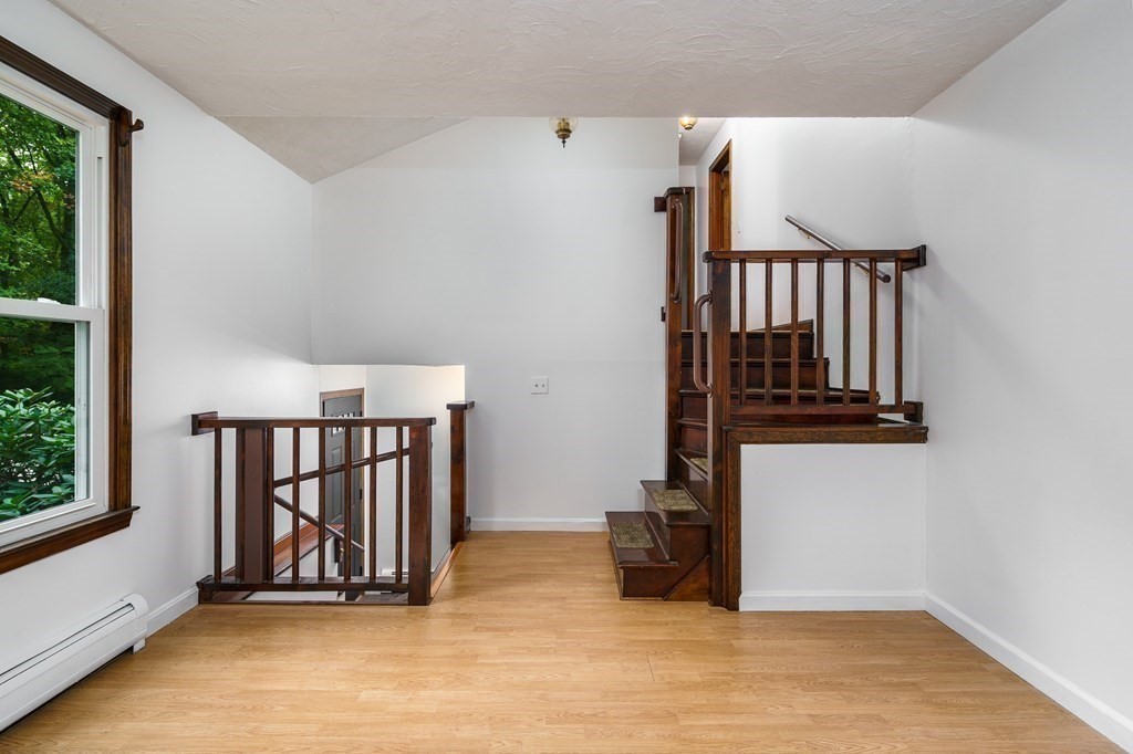 11 Cold Spring Road Southampton, MA 01073 - Photo 11 of 40