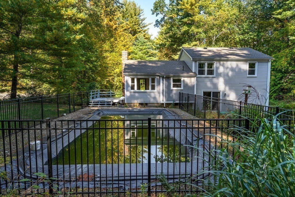 11 Cold Spring Road Southampton, MA 01073 - Photo 4 of 40
