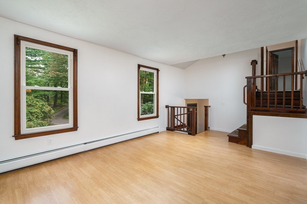 11 Cold Spring Road Southampton, MA 01073 - Photo 7 of 40