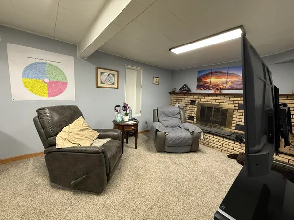 $308,000 | 343 North 1st Street, Riverton, WY 82501