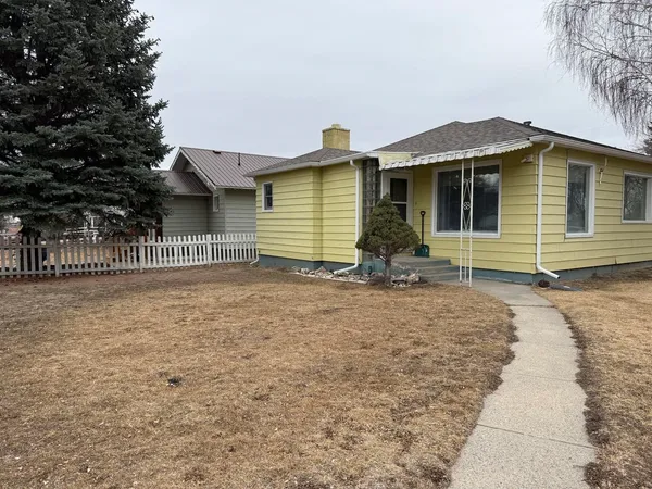$308,000 | 343 North 1st Street, Riverton, WY 82501