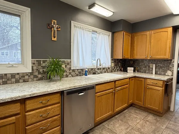$308,000 | 343 North 1st Street, Riverton, WY 82501