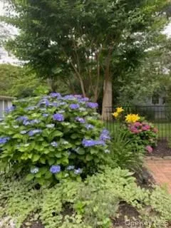 $1,599,999 | 41 Red Cedar Point Road, Hampton Bays, NY 11946