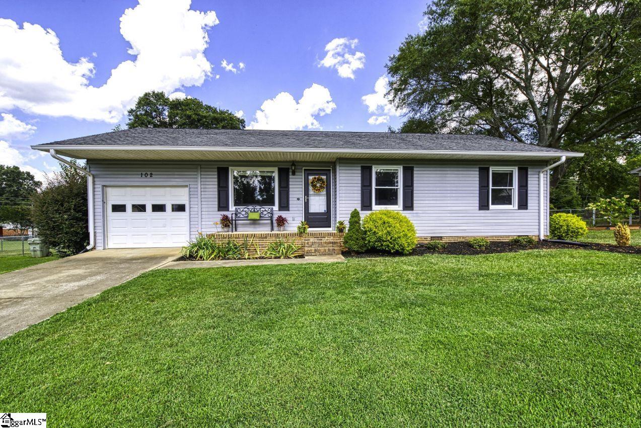102 Blue Ridge Drive Fountain Inn, SC 29644 - Photo 1 of 30 Gallery Image 1