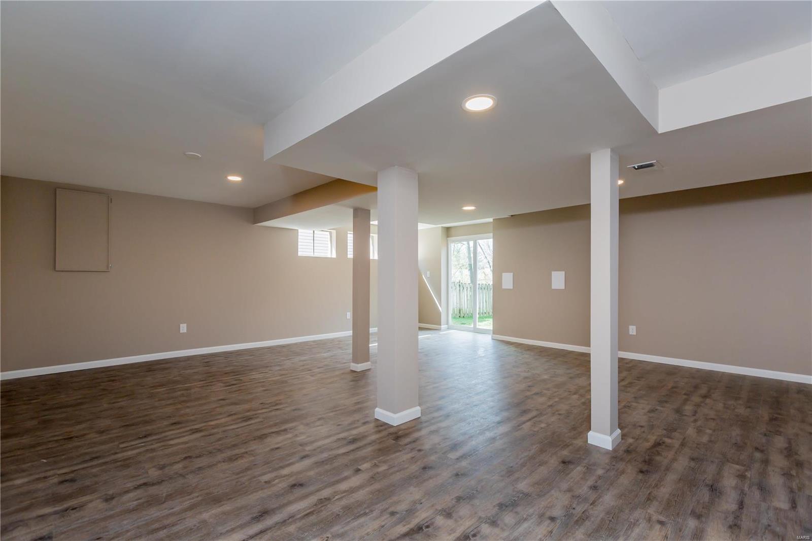 215 Jacob Lane Ballwin, MO 63021 - Photo 24 of 28