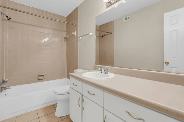 $2,300 | 1850 Montclair Drive, Unit D, Mount Pleasant, SC 29464