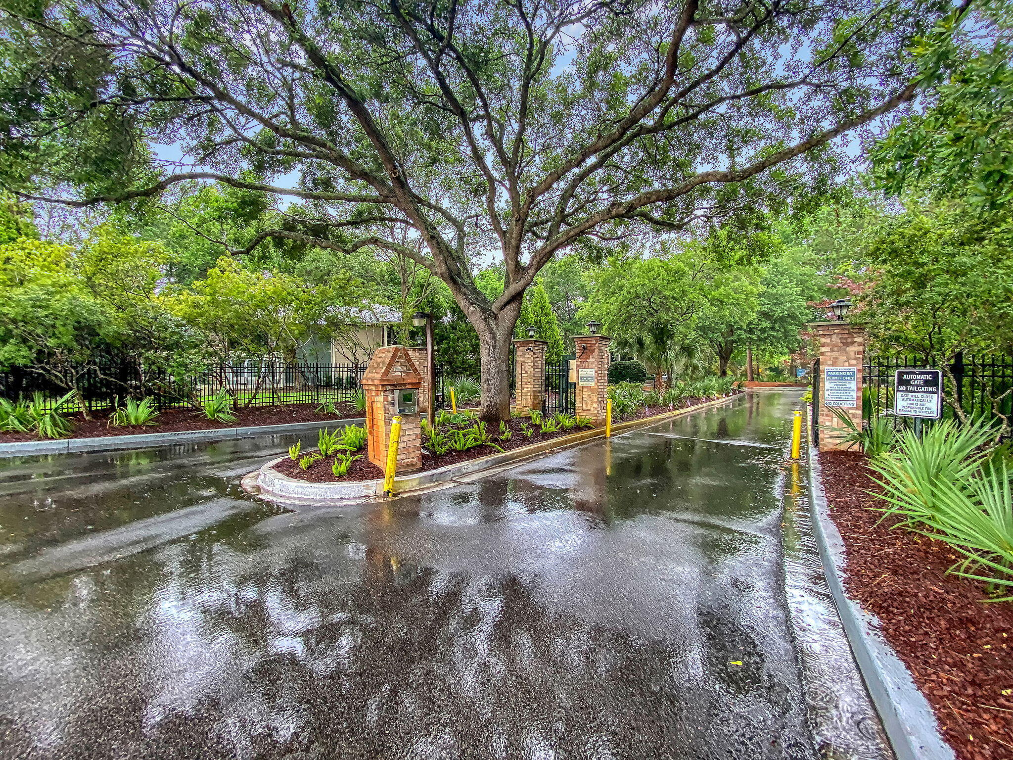 1850 Montclair Drive, Unit D Mount Pleasant, SC 29464 - Photo 39 of 42 CREM_Montclair Amenities_009