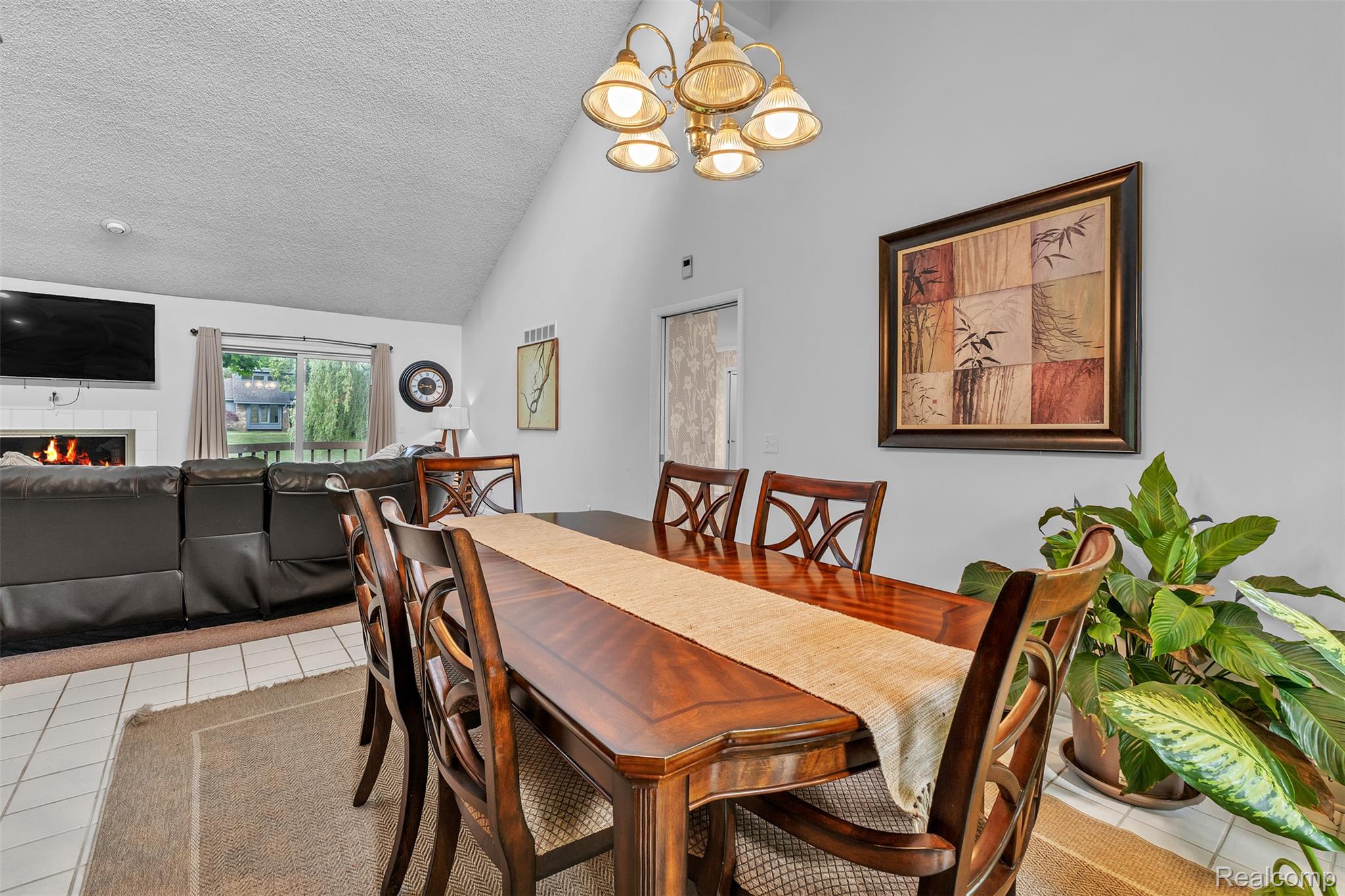 5520 Ridgewood Road West Bloomfield, MI 48322 - Photo 17 of 52 ridgewood-17.jpg