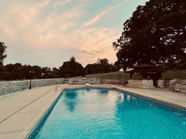 $2,450,000 | 36W461 Binnie Road, Dundee, IL 60118