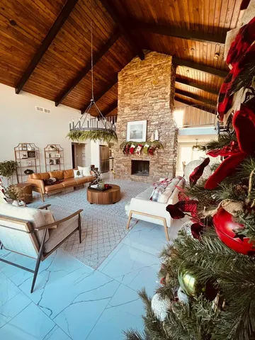 $2,450,000 | 36W461 Binnie Road, Dundee, IL 60118