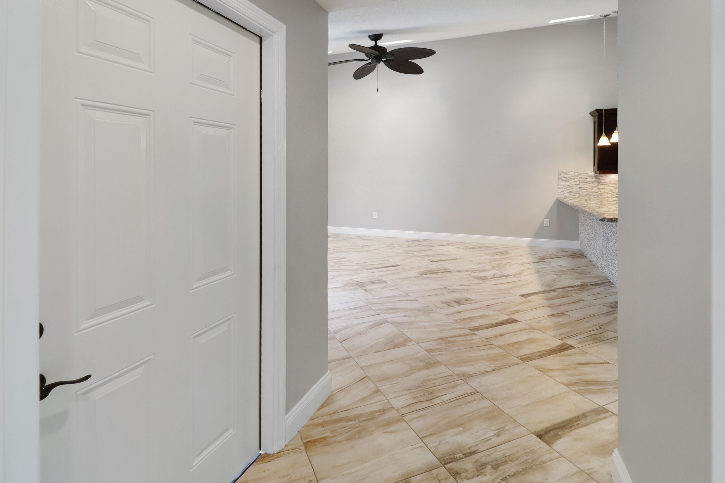 9713 Boca Gardens Parkway, Unit D Boca Raton, FL 33496 - Photo 3 of 21 a1IMG_7420