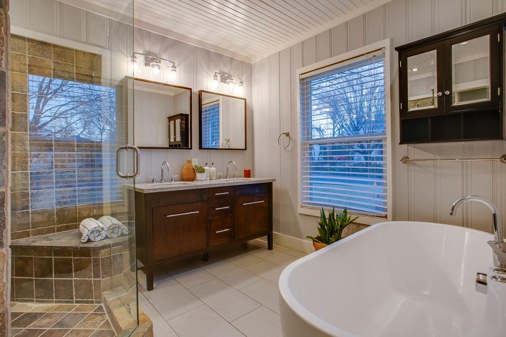 2415 Sunset Avenue Dallas, TX 75211 - Photo 22 of 40