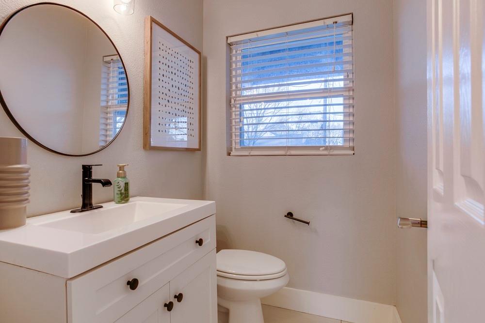 2415 Sunset Avenue Dallas, TX 75211 - Photo 33 of 40