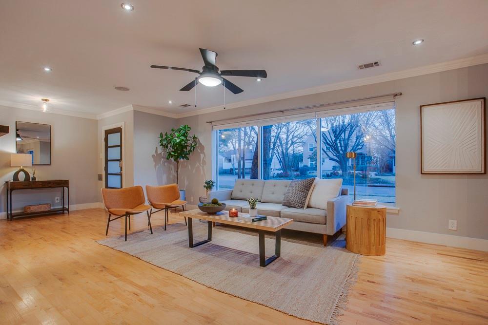 2415 Sunset Avenue Dallas, TX 75211 - Photo 6 of 40