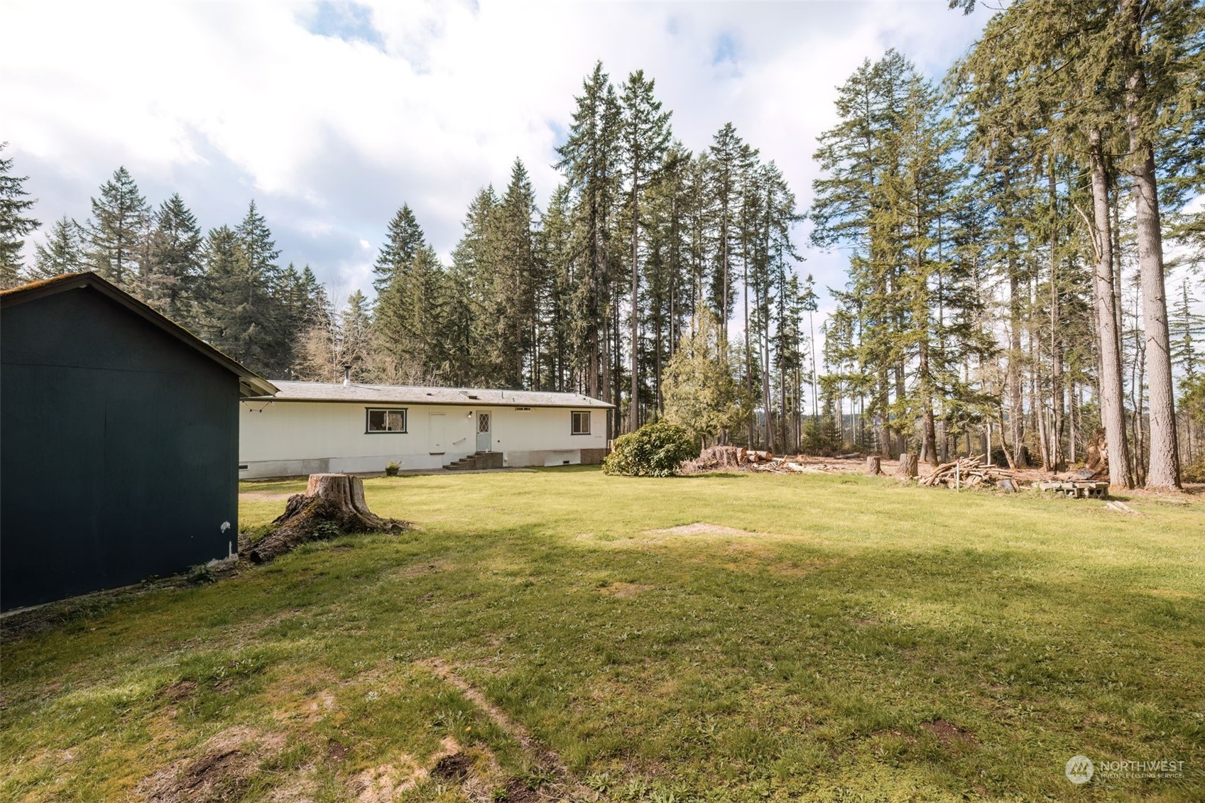 1437 Southeast Ives Mill Road Port Orchard, WA 98367 - Photo 32 of 37 Gallery Image 32