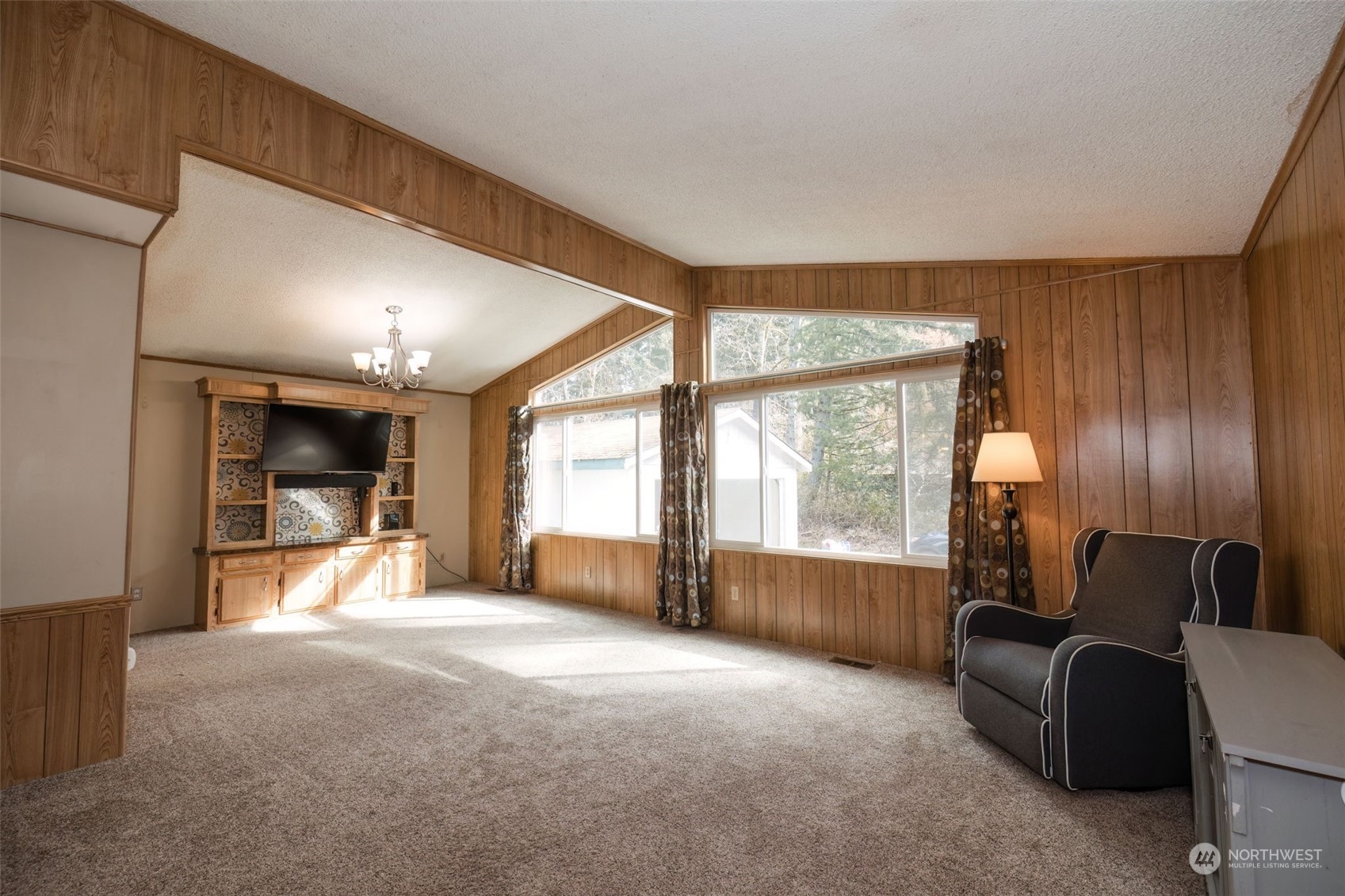 1437 Southeast Ives Mill Road Port Orchard, WA 98367 - Photo 7 of 37 Gallery Image 7