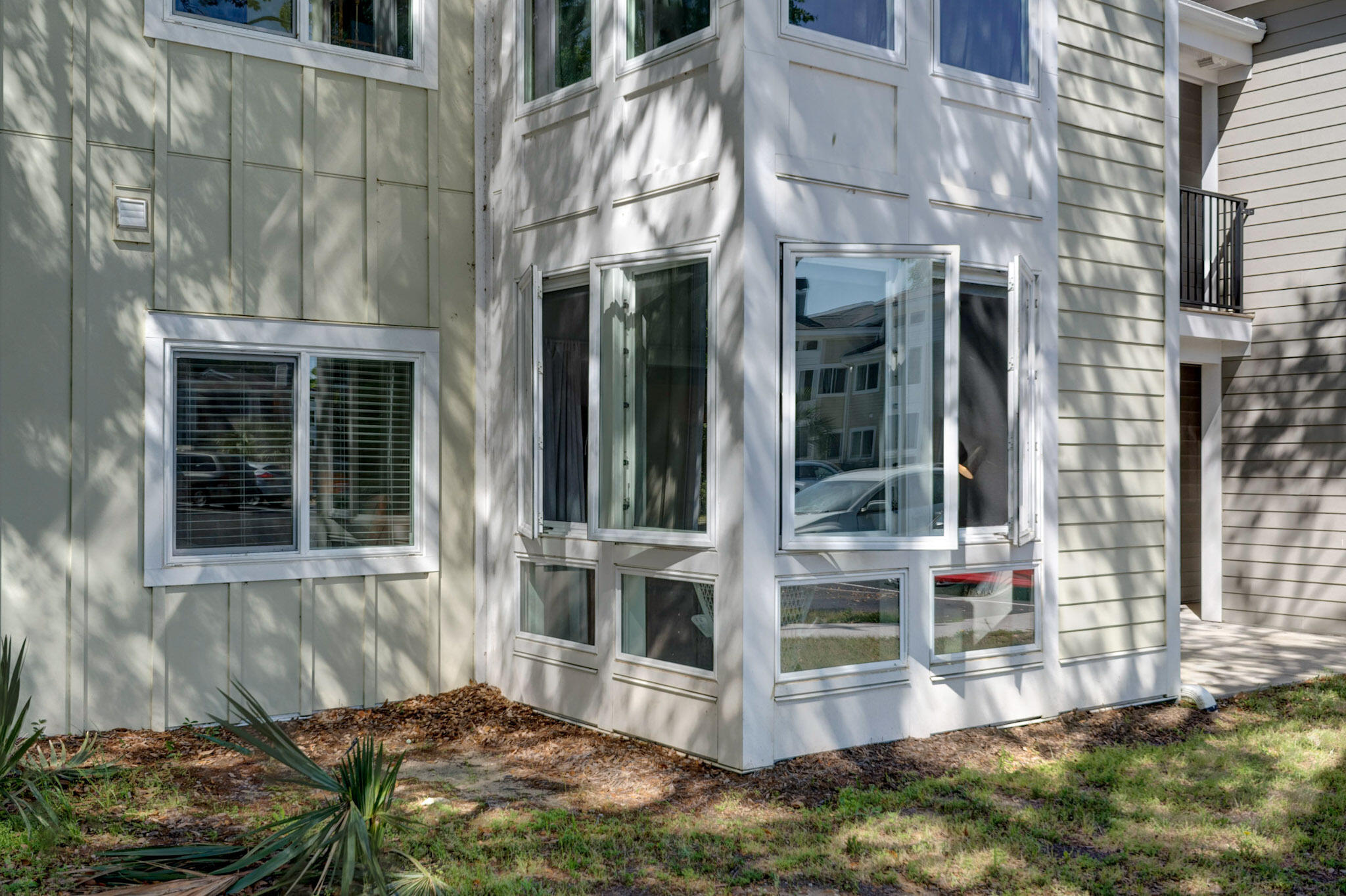 272 Alexandra Drive, Unit 1 Mount Pleasant, SC 29464 - Photo 27 of 30 30-DSC_6557_58_59_60_61