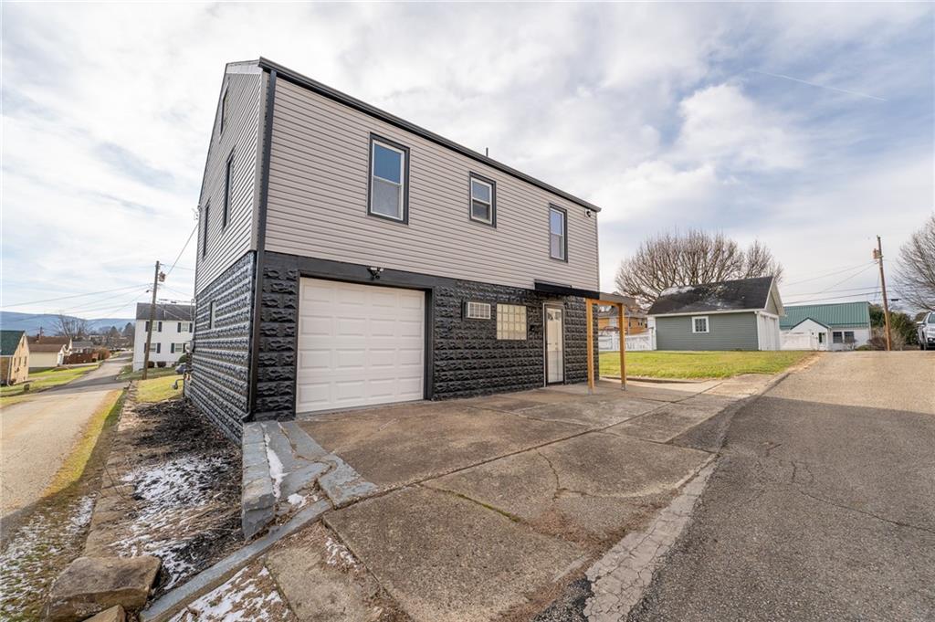 26 Wilmac Street Uniontown, PA 15401 - Photo 32 of 39