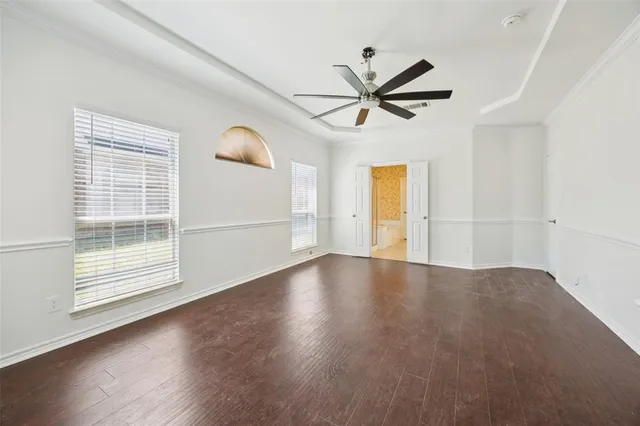 $350,990 | 341 Crystal Lake Drive, DeSoto, TX 75115