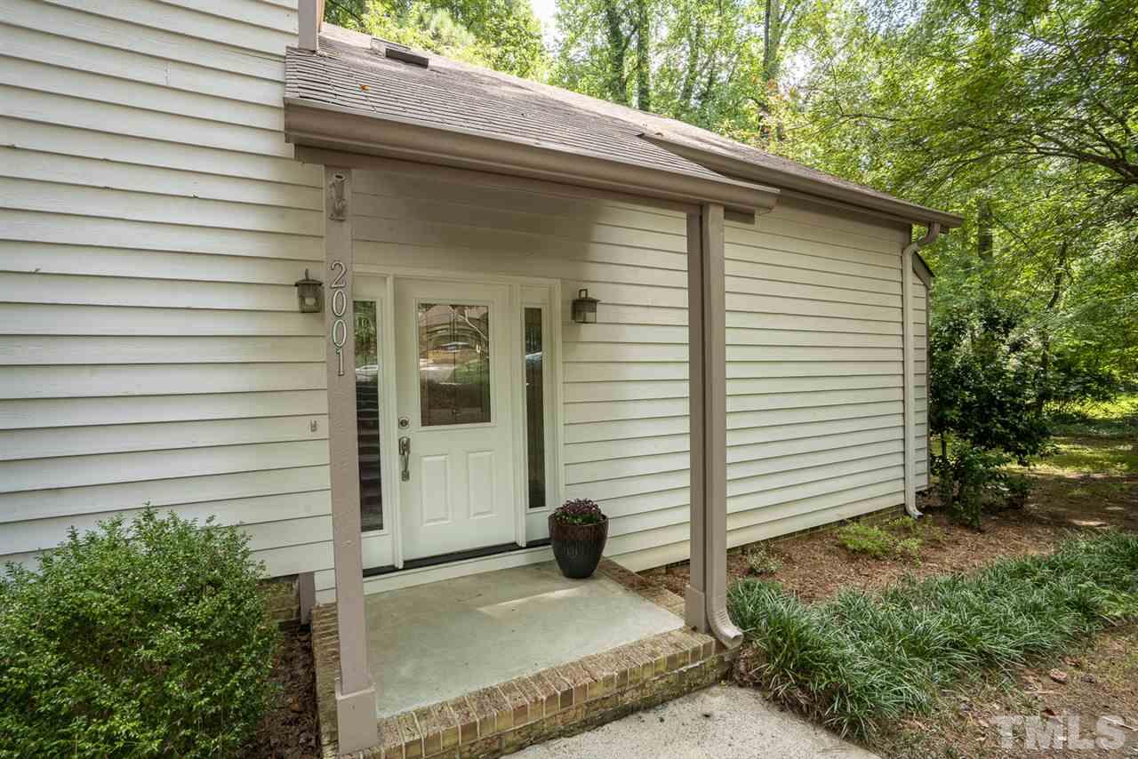 2001 Cayuga Place Raleigh, NC 27612 - Photo 2 of 21 Beautiful front door