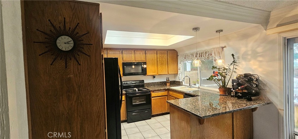 6 Sage Canyon Road Pomona, CA 91766 - Photo 6 of 11 Shared kitchen