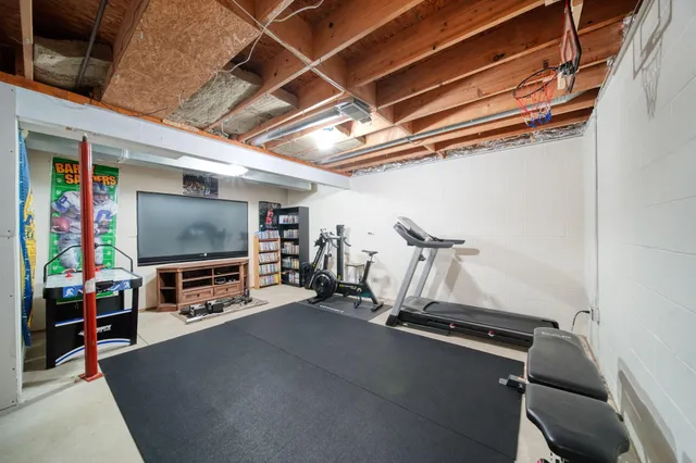 $414,900 | 4055 Mathews Road, Spring Arbor, MI 49283