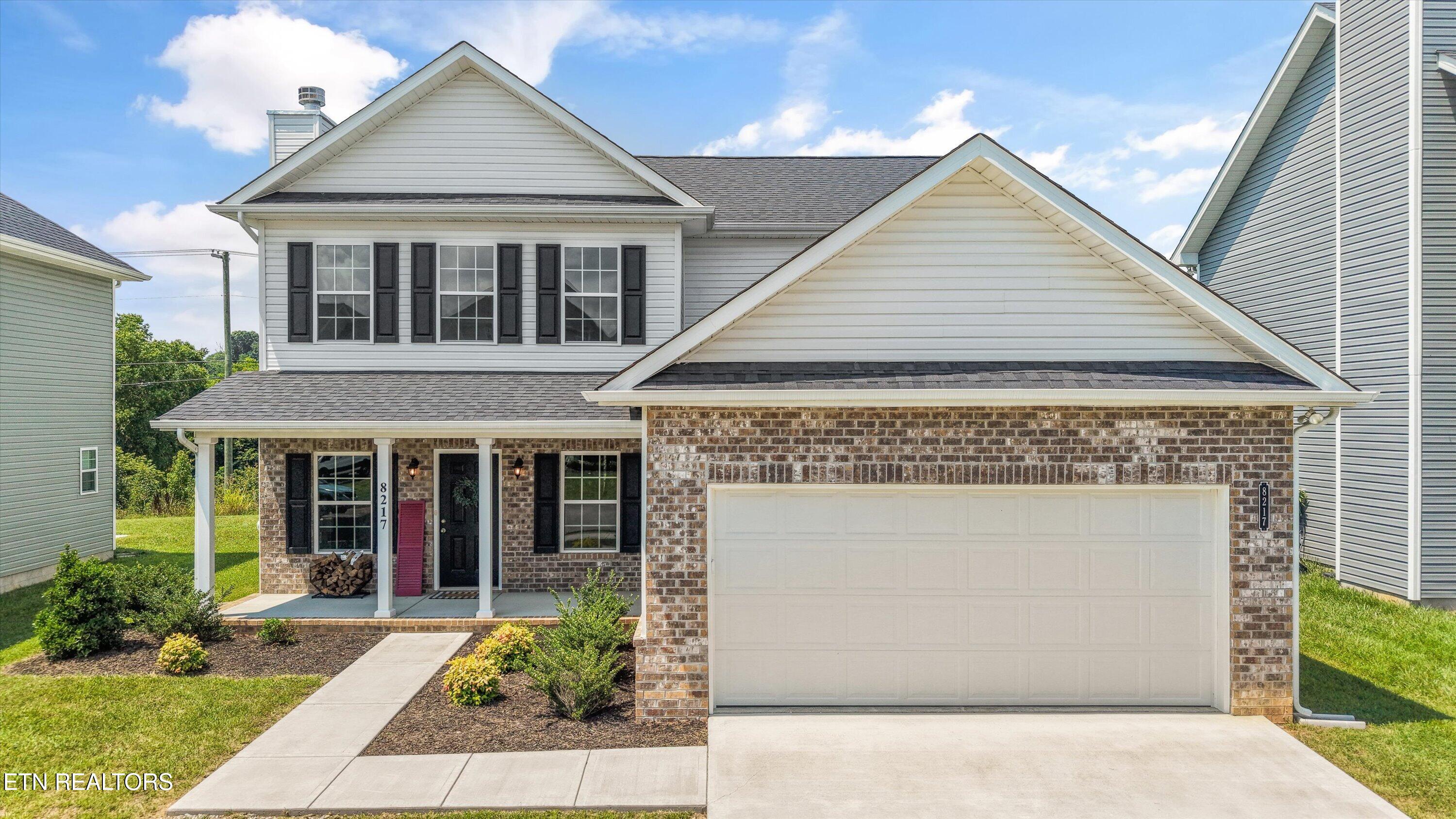 8217 Zenith Lane Powell, TN 37849 - Photo 2 of 44 01-8217 Zenith Ln 32