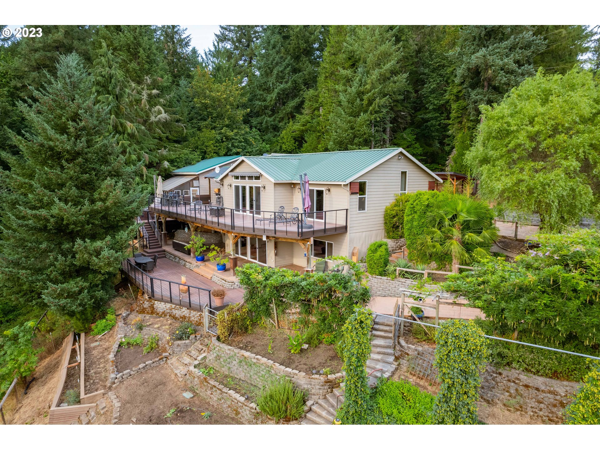 39350 Eagles Rest Road Dexter, OR 97431 - Photo 38 of 42 a aerial view of a house with a yard