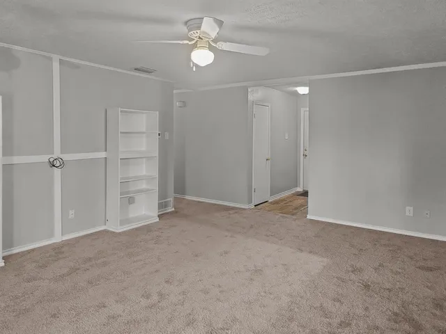 $2,100 | 701 Idlewilde Drive, Lewisville, TX 75067