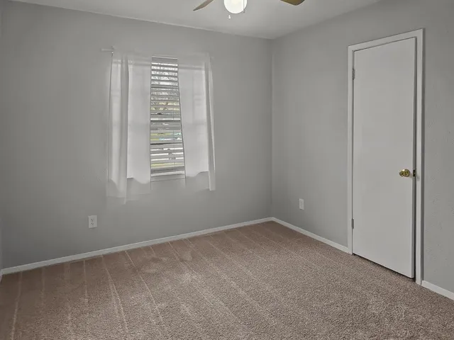 $2,100 | 701 Idlewilde Drive, Lewisville, TX 75067