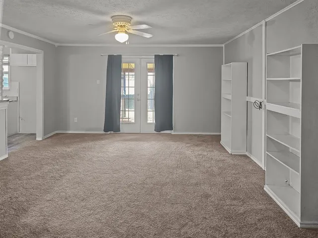 $2,100 | 701 Idlewilde Drive, Lewisville, TX 75067