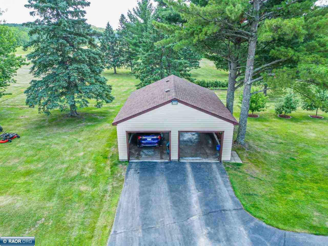 10722 Maturi Road Hibbing, MN 55746 - Photo 5 of 48